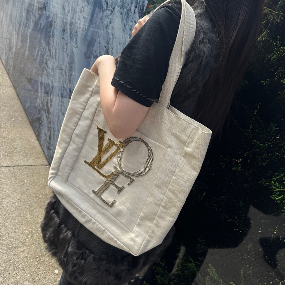 Sold✈️Louis Vuitton Canvas That's Love Toile Cabas MM Vintage